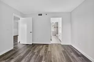 260 NW 67th St, Boca Raton, FL 33487 - Photo 16