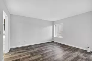 260 NW 67th St, Boca Raton, FL 33487 - Photo 14