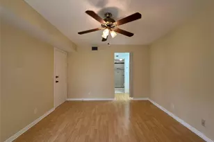 7673 Tahiti Ln, Lake Worth, FL 33467 - Photo 8