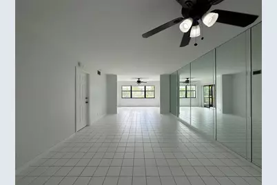 7673 Tahiti Lane #105, Lake Worth, FL 33467 - Photo 6
