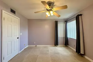 7673 Tahiti Ln, Lake Worth, FL 33467 - Photo 12
