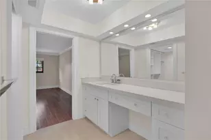 250 E Royal Palm Rd, Boca Raton, FL 33432 - Photo 18