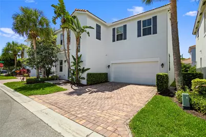 450 Greensboro Way, Boynton Beach, FL 33435 - Photo 1