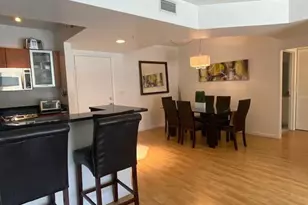 2775 NE 187th St Unit, Aventura, FL 33180 - Photo 4