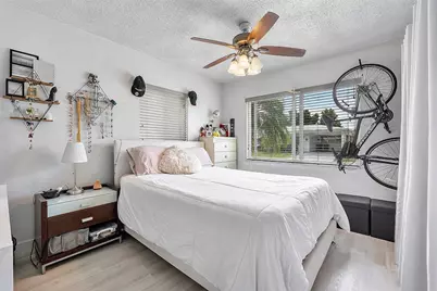 8103 NW 58th Place, Tamarac, FL 33321 - Photo 14