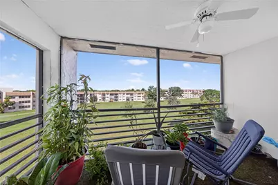 10145 Sunrise Lakes Boulevard #406, Sunrise, FL 33322 - Photo 1