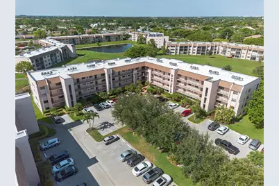 10145 Sunrise Lakes Boulevard #406, Sunrise, FL 33322 - Photo 2