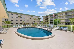 808 SE 7th St, Deerfield Beach, FL 33441 - Photo 36