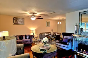 1390 NW 70th Ln, Margate, FL 33063 - Photo 4