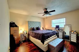 1390 NW 70th Ln, Margate, FL 33063 - Photo 12