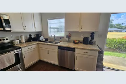 1129 NW 41st Lane, Lauderhill, FL 33313 - Photo 8