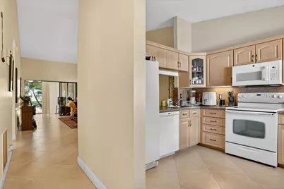 3204 Carambola Circle, Pompano Beach, FL 33066 - Photo 6