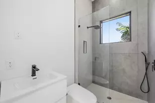 40 NE 16th Pl, Fort Lauderdale, FL 33305 - Photo 32