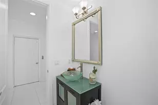 347 Oak St, Hollywood, FL 33019 - Photo 8