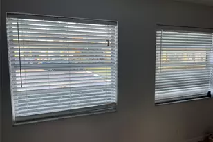 4051 NE 13th Ave, Oakland Park, FL 33334 - Photo 16