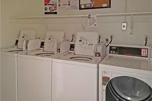 4051 NE 13th Ave, Oakland Park, FL 33334 - Photo 28