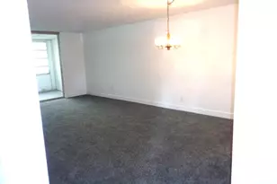 7320 Lake Cir Dr, Margate, FL 33063 - Photo 10