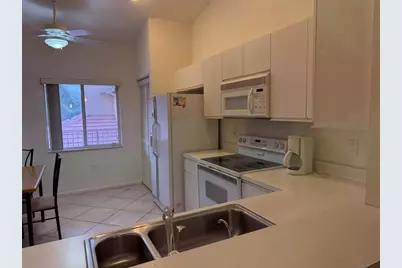 5914 Regal Glen Drive #205, Boynton Beach, FL 33437 - Photo 6