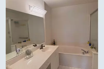 5914 Regal Glen Drive #205, Boynton Beach, FL 33437 - Photo 12