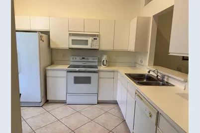5914 Regal Glen Drive #205, Boynton Beach, FL 33437 - Photo 10