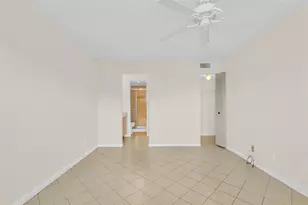 10304 Sunrise Lakes Blvd, Sunrise, FL 33322 - Photo 18