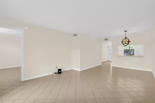 10304 Sunrise Lakes Blvd, Sunrise, FL 33322 - Photo 16