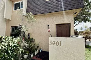 5601 Blueberry Ct, Lauderhill, FL 33313 - Photo 1