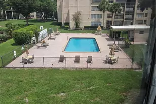 9491 Evergreen Pl, Davie, FL 33324 - Photo 48