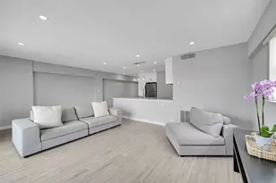 95 N Birch Rd, Fort Lauderdale, FL 33304 - Photo 10