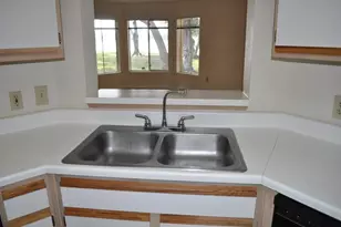 2465 NW 33rd St, Oakland Park, FL 33309 - Photo 36