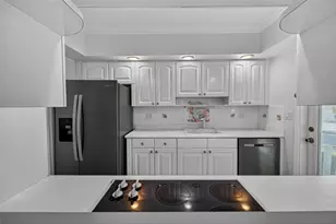 180 Isle of Venice Dr, Fort Lauderdale, FL 33301 - Photo 40