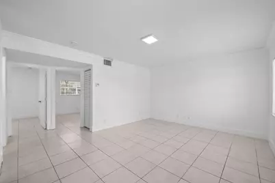 110 SE 2nd Street, Hallandale Beach, FL 33009 - Photo 8