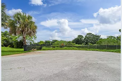 4140 48th Street, Vero Beach, FL 32967 - Photo 6