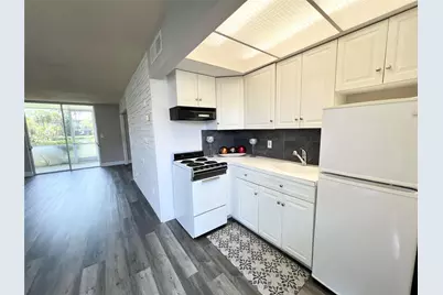 777 SE 2nd Avenue #A102, Deerfield Beach, FL 33441 - Photo 2