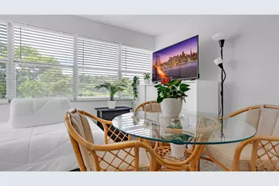 9581 Sunrise Lakes Boulevard #309, Sunrise, FL 33322 - Photo 16