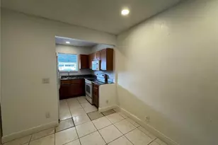2452 Taylor St, Hollywood, FL 33020 - Photo 2