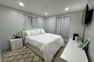 4242 SW 49th Ct, Dania Beach, FL 33314 - Photo 8