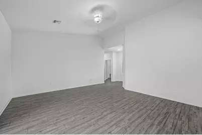 8365 99th Avenue, Vero Beach, FL 32967 - Photo 4