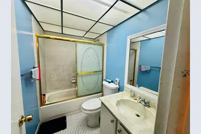 3070 NW 48th Terrace #307, Lauderdale Lakes, FL 33313 - Photo 6