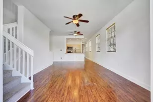 454 SW 147th Ave, Pembroke Pines, FL 33027 - Photo 8