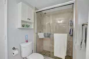 2208 S Cypress Bend Dr, Pompano Beach, FL 33069 - Photo 20