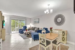 2208 S Cypress Bend Dr, Pompano Beach, FL 33069 - Photo 4