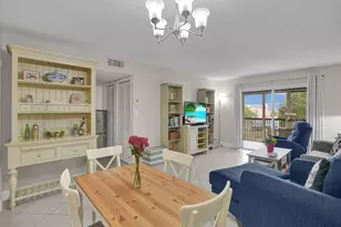 2208 S Cypress Bend Dr, Pompano Beach, FL 33069 - Photo 8