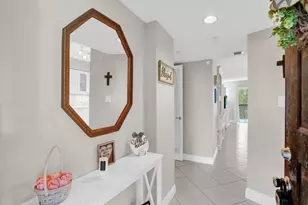 2208 S Cypress Bend Dr, Pompano Beach, FL 33069 - Photo 30