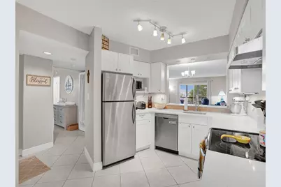 2208 S Cypress Bend Drive #401, Pompano Beach, FL 33069 - Photo 2