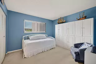 2205 S Cypress Bend Dr, Pompano Beach, FL 33069 - Photo 32