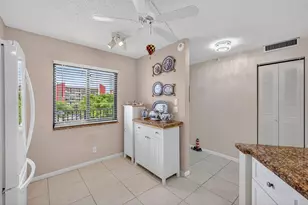 2205 S Cypress Bend Dr, Pompano Beach, FL 33069 - Photo 6