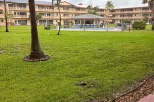 5300 Washington Unit, Hollywood, FL 33021 - Photo 2