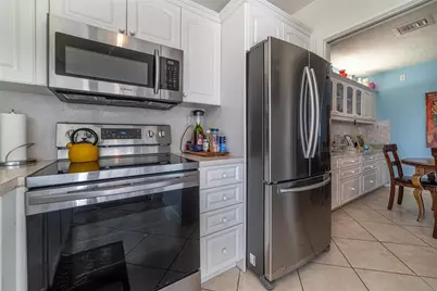 2100 NE 38th Street #216, Pompano Beach, FL 33064 - Photo 8