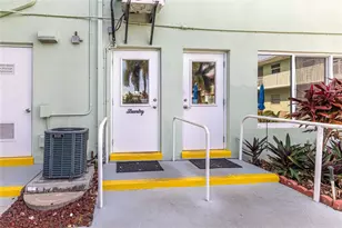 2100 NE 38th St, Pompano Beach, FL 33064 - Photo 32